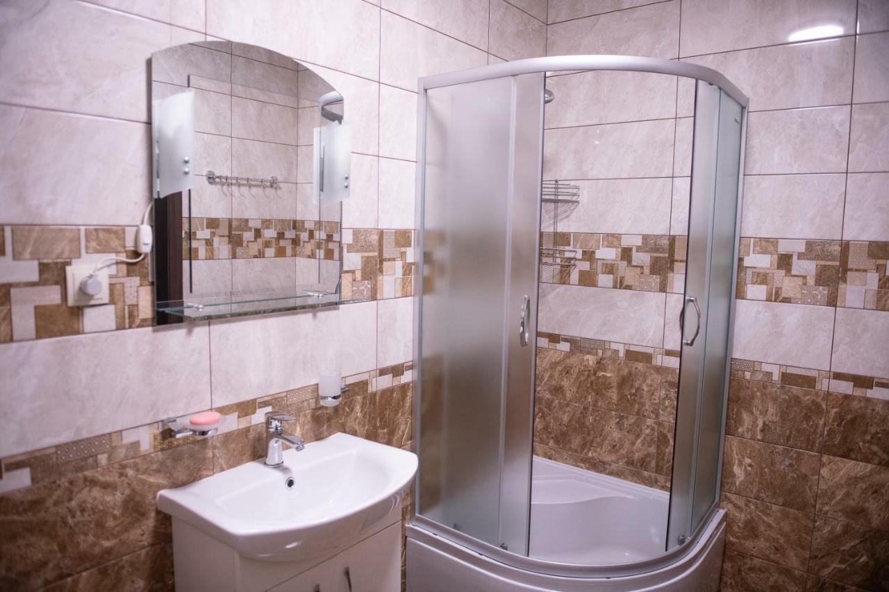 Затишна Оселя Appartement Mizhhirya  Buitenkant foto