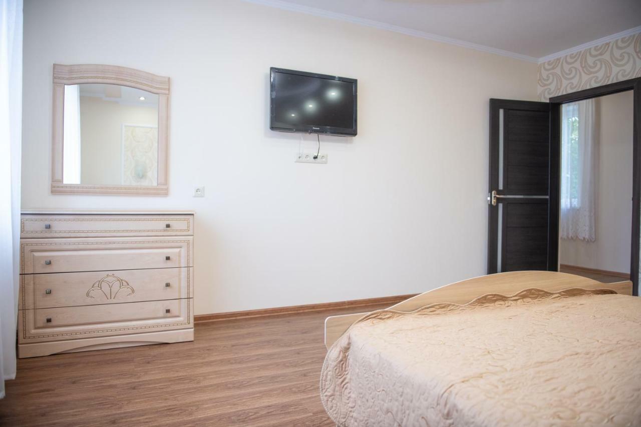 Затишна Оселя Appartement Mizhhirya  Buitenkant foto